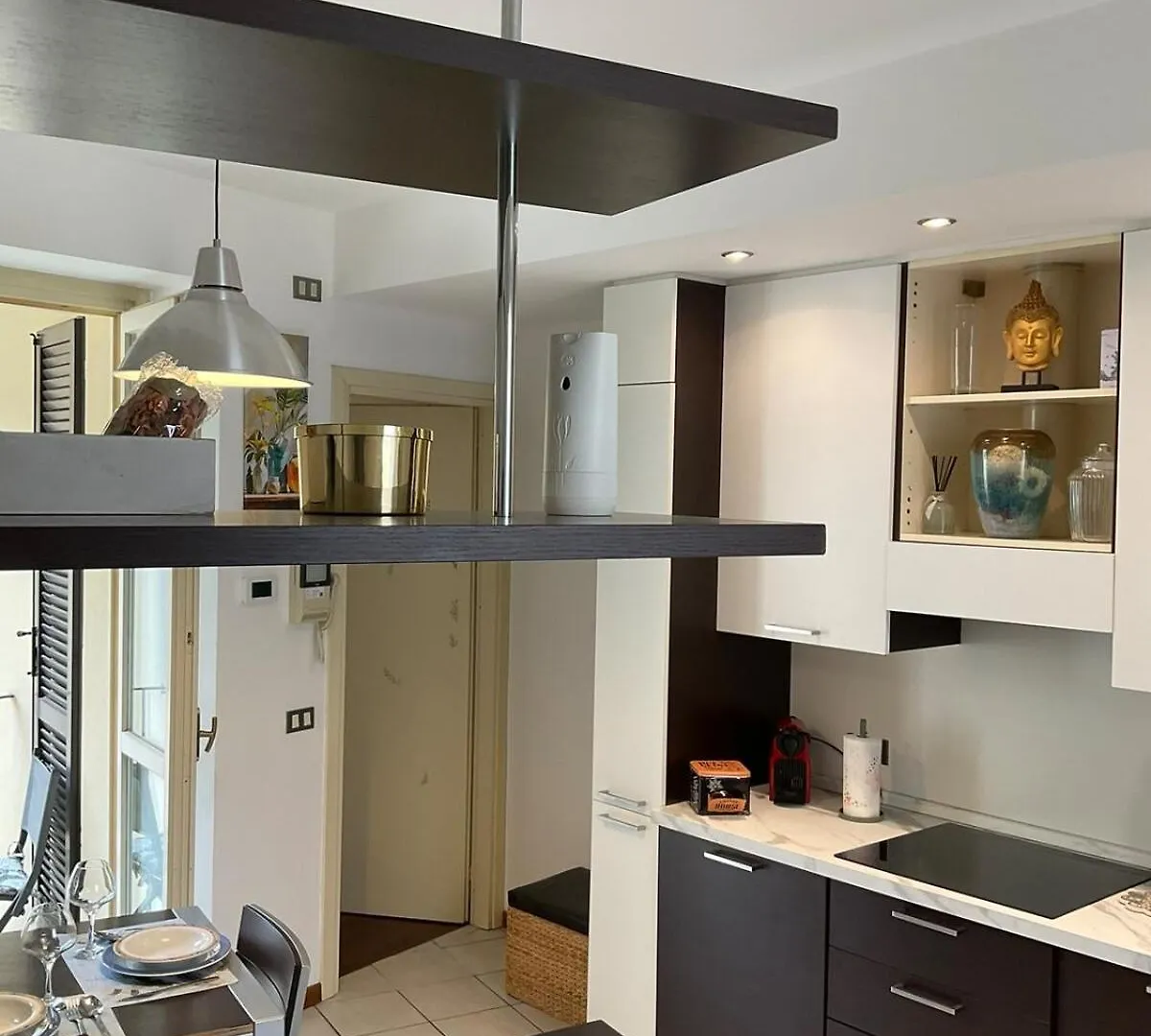 레코 Center House Via Anghileri 아파트